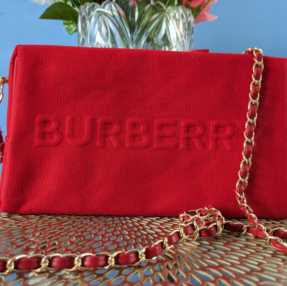 Burberry - Picture 3 of 11